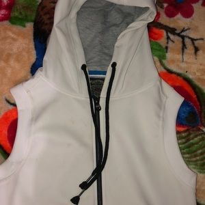 XIOS sleeveless hoodie